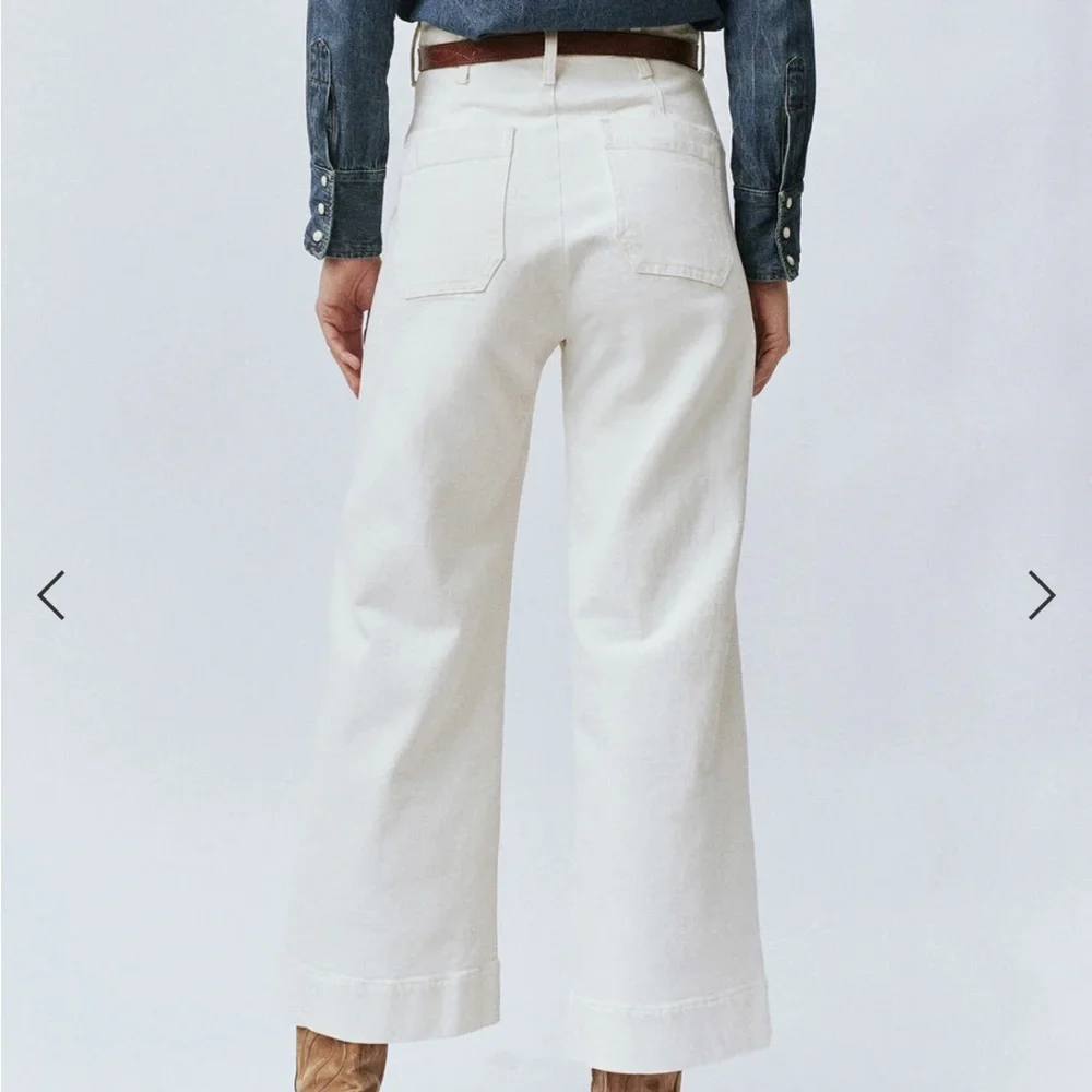 THE GREAT. Off-White Flare Jeans - Picture 3 of 9